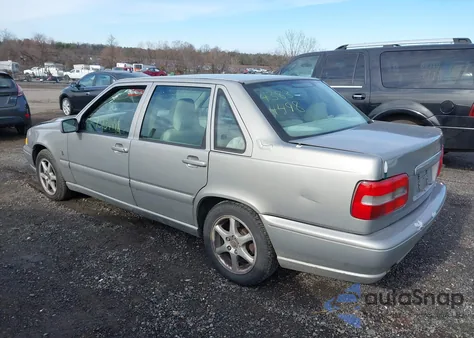 1999 Volvo S70 Glt from USA, damaged, VIN YV1LS56D4X2568744